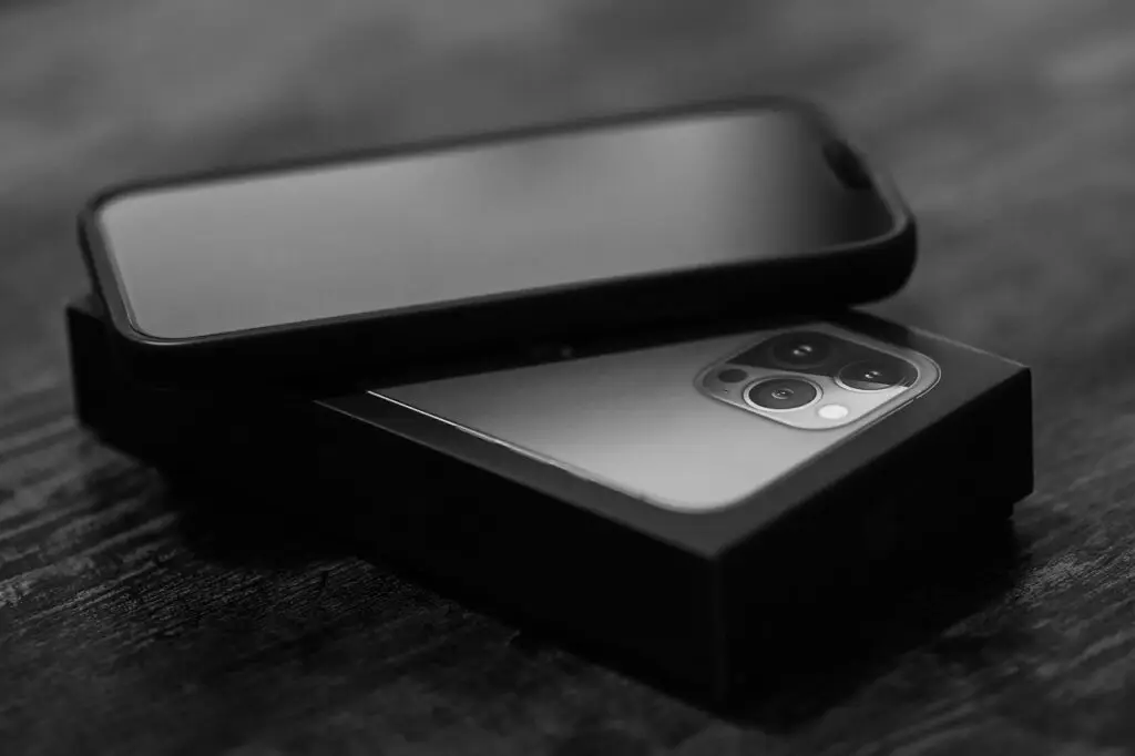 iphone 13 pro max, smartphone, apple, iphone, mobile, phone, cellphone, equipment